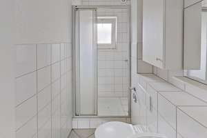 **Große 4-Zimmer-Wohnung mit BALKON und viel Platz für jedes Familienmitglied** – Am Heilandsfrieden 9, 33104 Schloß Neuhaus, Paderborn – Vorschaubild 12