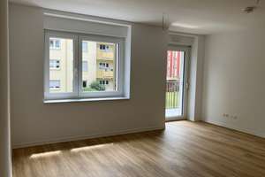 Gut geschnittene Drei-Zimmer-Wohnung mit zwei Balkonen – Hildebrandstraße 30, 76227 Durlach, Karlsruhe – Vorschaubild 4