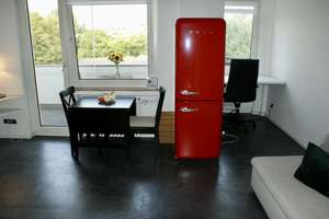 Stilvolle, 2-Zimmer-Wohnung mit Balkon und Einbauküche in Düsseldorf – Schlösstrasse 13, 40477 Pempelfort, Düsseldorf – Vorschaubild 3