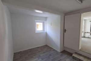 Geräumiges Einfamilienhaus mit 2 Stellplätzen in Singen (Hohentwiel) – Kreuzstraße 11, 78224 Singen (Hohentwiel) – Vorschaubild 48
