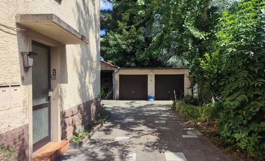 Top Angebot! Dreifamilienhaus zum wohlfühlen mit weiterer Bebauungsmöglichkeit in toller Lage!