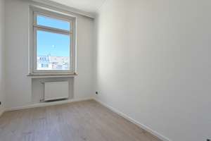 Frisch sanierte 3 Raum-Wohnung mit Balkon im Stadtzentrum – Bahnstraße 62, 40211 Stadtmitte, Düsseldorf – Vorschaubild 12