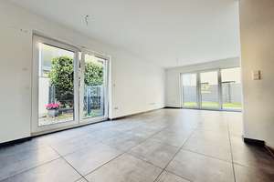 Schönes Reihenendhaus mit Dachterrasse + zwei PKW-Stellplätzen in guter Lage von Riedstadt-Goddelau – Die vollständige Adresse der Immobilie erhältst du vom Anbieter., 64560 Riedstadt – Vorschaubild 8