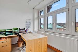 Enormes Potenzial! Gepflegtes Mehrfamilienhaus in ruhiger, zentraler Lage – Die vollständige Adresse der Immobilie erhältst du vom Anbieter., 95444 Altstadt, Bayreuth – Vorschaubild 30