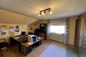 TOP vermietbares Zweifamilienhaus in idyllischer Lage! – Die vollständige Adresse der Immobilie erhältst du vom Anbieter., 53426 Königsfeld – Vorschaubild 5