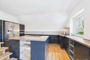 Exklusive Maisonette-Dachgeschosswohnung mit Designerküche, Luxusbad & Studio in Rückersdorf – Die vollständige Adresse der Immobilie erhältst du vom Anbieter., 90607 Rückersdorf – Vorschaubild 5