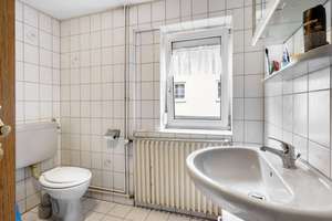 Dreifamilienhaus mit Einfamilien im Paket – Die vollständige Adresse der Immobilie erhältst du vom Anbieter., 35690 Dillenburg – Vorschaubild 18