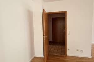 Helle 2,5 Zimmer Wohnung, EG mit Terrasse in Sieglitzhof (Nähe Schwabachgrund) – Die vollständige Adresse der Immobilie erhältst du vom Anbieter., 91054 Sieglitzhof, Erlangen – Vorschaubild 17