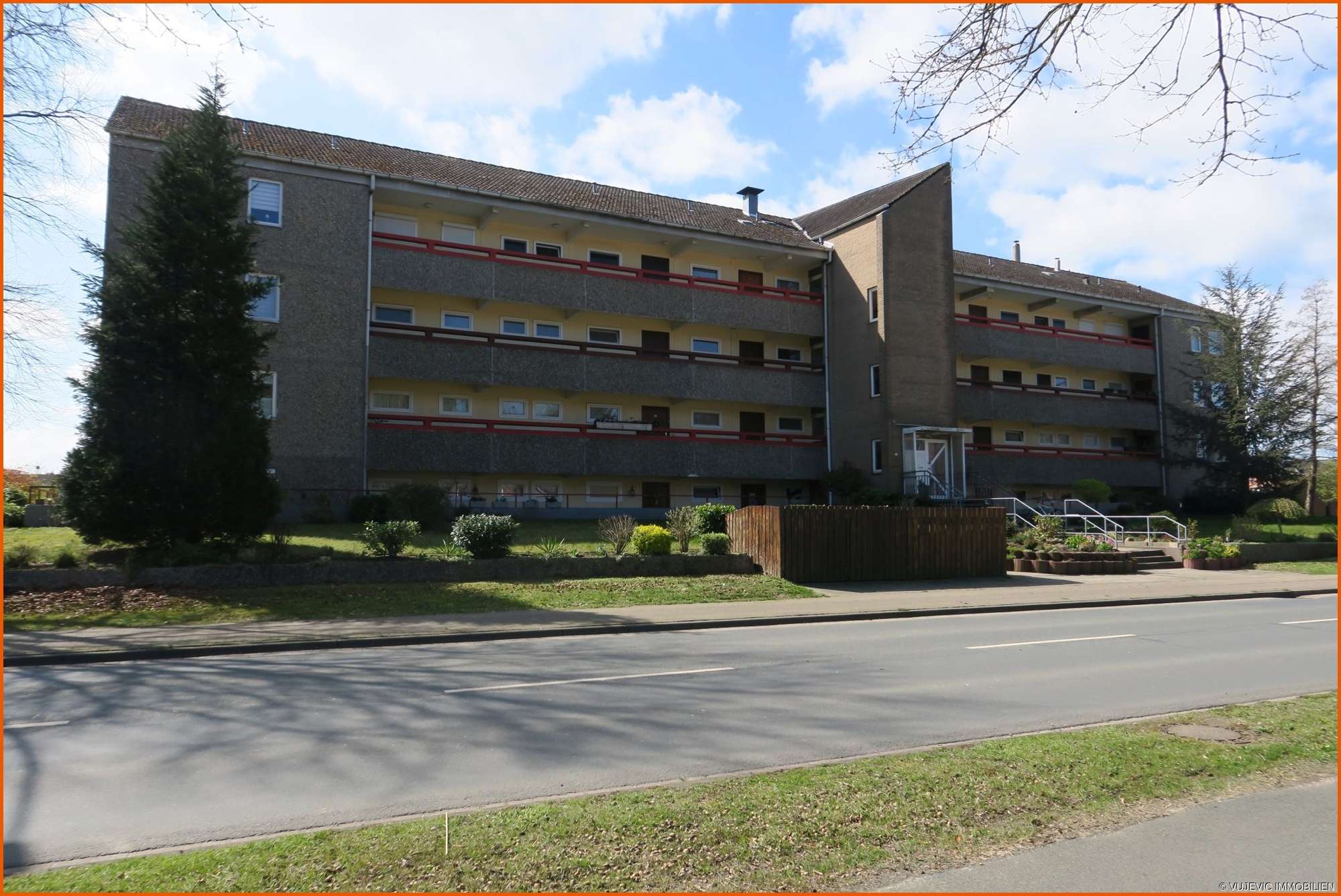 Charmante Eigentumswohnung in Loxstedt-Stotel, Cuxhaven Kreis – Bild 1