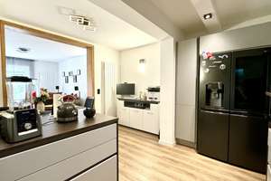 Traumhaus, kernsaniert mit Einliegerwohnung, Sauna, Balkon, uneinsehbarer Garten, extravagante Bäder – Die vollständige Adresse der Immobilie erhältst du vom Anbieter., 40699 Erkrath – Vorschaubild 40
