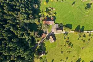 Außergewöhnliches Hofanwesen in Schiltach – Die vollständige Adresse der Immobilie erhältst du vom Anbieter., 77761 Schiltach – Vorschaubild 2