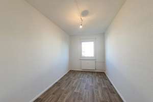 ***Ab 01.05.2026***Wir renovieren für Sie***3-Zimmer mit Balkon, Wannenbad und Aufzug*** – Deiwitzweg 36, 4207 Lausen-Grünau, Leipzig – Vorschaubild 5