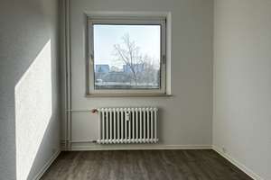 Etwas besonderes: geräumige 3-Zimmer-Wohnung – Göteborgring 64, 24109 Mettenhof, Kiel – Vorschaubild 4