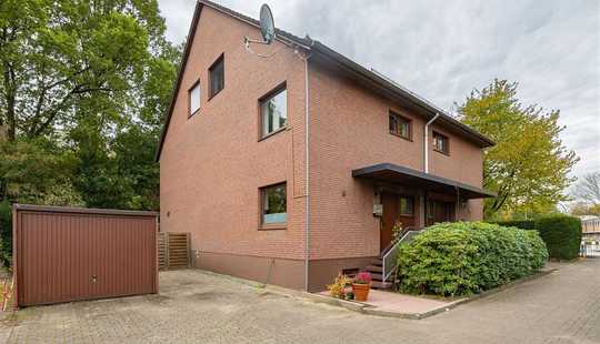 Bild von Attraktives Doppelhaus für die große Familie in zentraler Lage