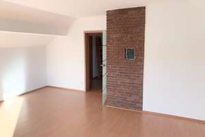 Charmante Dachgeschosswohnung mit Garage & Gartenanteil in Mülheim-Saarn! – 45481 Saarn, Mülheim an der Ruhr – Vorschaubild 12