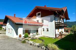 Ihr Familiendomizil in den Chiemgauer Alpen! – Traunstein (Kreis) – Vorschaubild 1