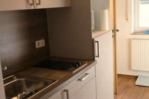 Attraktive Kapitalanlage in Erlangen – vollmöbliertes Apartment mit Balkon – Die vollständige Adresse der Immobilie erhältst du vom Anbieter., 91058 Bachfeld, Erlangen – Vorschaubild 4
