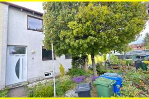 Kernsaniertes 6 Zimmer Reihenmittelhaus mit 2 Bädern Garten Terrasse&Garage in Toplage von Erlangen – Die vollständige Adresse der Immobilie erhältst du vom Anbieter., 91058 Bachfeld, Erlangen – Vorschaubild 2