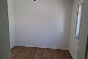 Viel Platz für den Alltag in dieser 5-Zimmer-Wohnung in Obertürkheim – Augsburgerstraße 636a, 70329 Obertürkheim (Ortsteil), Stuttgart – Vorschaubild 13