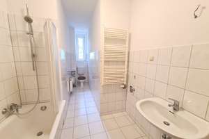 Ansprechende 2-Raum-Wohnung mit Balkon in einem liebevoll kernsanierten Gründerzeithaus im Luthervie – Zschopauer Straße 167, 9126 Lutherviertel, Chemnitz – Vorschaubild 5