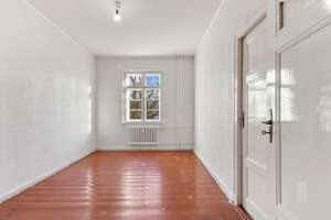 2-Zimmer-Wohnung mit Balkon im Brüsseler Kiez – viel Platz & Potenzial zum Selbstgestalten – Brüsseler Str. 29A, 13353 Wedding, Berlin – Vorschaubild 2