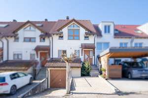 Familienfreundliches Reihenmittelhaus mit Raum für gemeinsame Glücksmomente – Die vollständige Adresse der Immobilie erhältst du vom Anbieter., 71116 Gärtringen – Vorschaubild 2