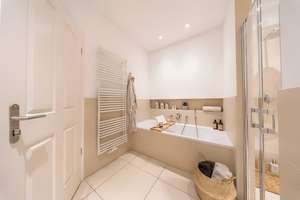 Exklusives, lichtdurchflutetes Penthouse im Altbau mit Loggia, Kaminoption und Stellplatz – August-Bebel-Straße 45, 4275 Südvorstadt, Leipzig – Vorschaubild 4