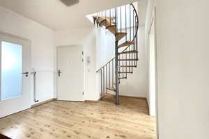Modernes Wohnen über den Dächern der Oststadt – stilvolle Maisonette mit besonderem Charme! – Die vollständige Adresse der Immobilie erhältst du vom Anbieter., 30161 Mitte (Ortsteil), Hannover – Vorschaubild 2