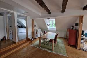 Historisches Mehrfamilienhaus: 4-Zimmer-Wohnung mit Garten – Sebastian-Bauer-Str. 13, 81737 Altperlach, München – Vorschaubild 3