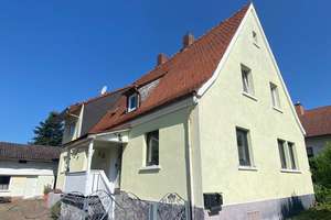 SIEDLUNGSHAUS - 1-2 -FAMILIENHAUS MIT NEBENGEBÄUDE, STELLPLÄTZEN UND GROßEM GARTEN! – Die vollständige Adresse der Immobilie erhältst du vom Anbieter., 63834 Sulzbach am Main – Vorschaubild 1