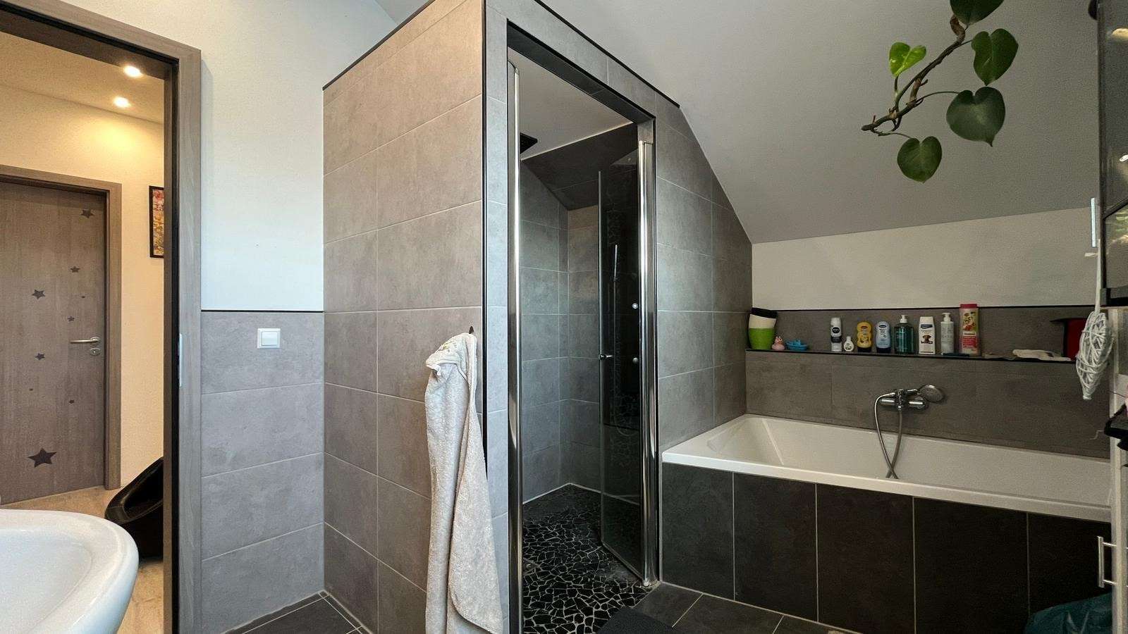 Immobilie in Dolgesheim - Neuwertiges Haus in ruhiger Wohnlage - Bild 1