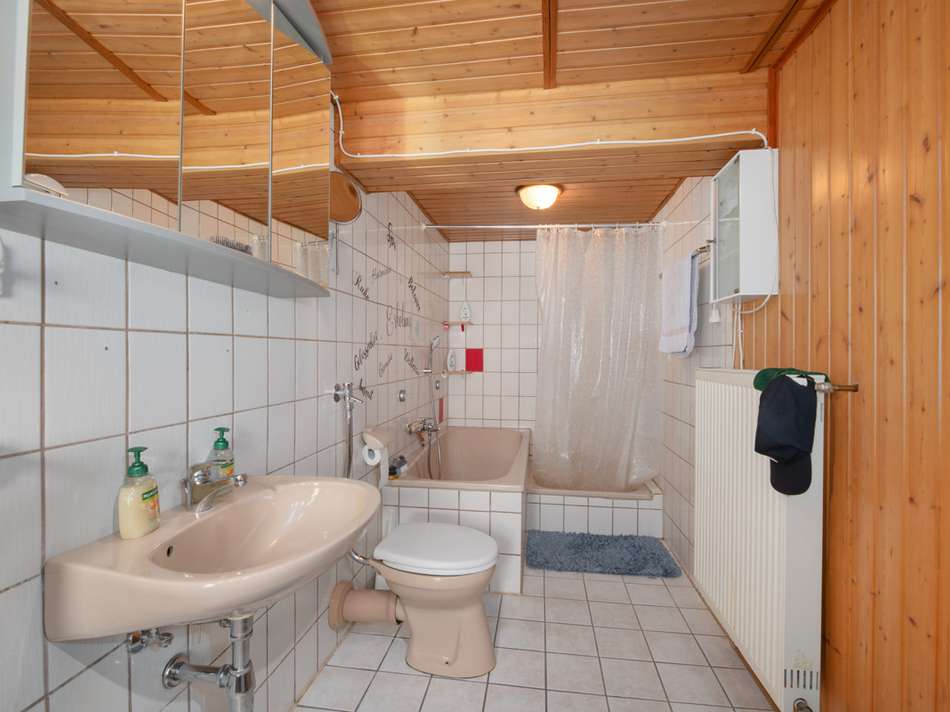 Badezimmer OG Vorderhaus