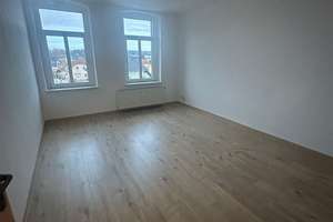 Neue Einbauküche! Große 3-Zimmer mit neuem Laminat und Wannenbad in guter Lage! – Olbernhauer Straße 22, 9125 Altchemnitz, Chemnitz – Vorschaubild 11