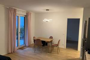 Lebendiges Wohnen in Regensburg: 2-Zimmer-Wohnung mit Balkon – Clara-Schumann-Straße 23, 93049 Westenviertel, Regensburg – Vorschaubild 11