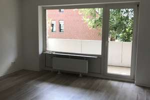 Frisch sanierte 3 - Zimmer Wohnung mit Loggia