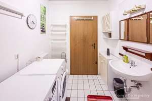 21668 HomeCompany Dresden Möbliert/Furnished  3-Zimmer Apartment / Haus mit Gartennutzung in Dres... – Die vollständige Adresse der Immobilie erhältst du vom Anbieter., 1326 Bühlau/Weißer Hirsch, Dresden – Vorschaubild 17