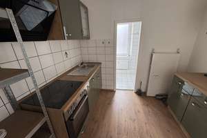 Renovierte 2-Zimmer-Wohnung mit Balkon und EBK in Mönchengladbach – Schwogenstraße 36, 41063 Eicken, Mönchengladbach – Vorschaubild 3