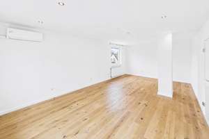Wohnhighlight: Hochwertig modernisierte 3-Zimmer-Wohnung mit 2 Balkonen und Klimaanlage – Die vollständige Adresse der Immobilie erhältst du vom Anbieter., 51147 Wahn, Köln – Vorschaubild 2