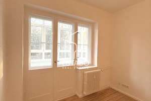 Gepflegte und bezugsfreie helle 2-Zimmer-Wohnung am Schoelerpark mit Wintergarten und Gartenblick – Die vollständige Adresse der Immobilie erhältst du vom Anbieter., 10715 Wilmersdorf, Berlin – Vorschaubild 10