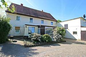 Ein/Zweifamilienhaus mit 2 Wohneinheiten und Garage in Braunschweig-Lamme! Mein Haus = Mein Partner! – Die vollständige Adresse der Immobilie erhältst du vom Anbieter., 38116 Lehndorf-Watenbüttel, Braunschweig – Vorschaubild 1