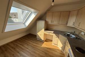 Helle, geräumige und frisch sanierte 2,5 Zimmer-Dachgeschosswohnung – Uhlandstraße 1, 92637 Hammerweg, Weiden in der Oberpfalz – Vorschaubild 6