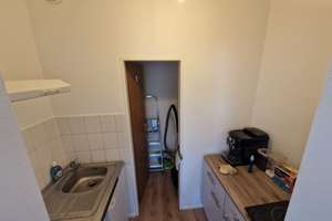 Helle 1-Zimmer-Wohnung mit Balkon in Pankow zum 01.09. – Die vollständige Adresse der Immobilie erhältst du vom Anbieter., 13156 Niederschönhausen, Berlin – Vorschaubild 3