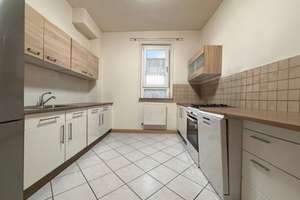Helle 3-Zimmer-Wohnung in modernisiertem Altbau – Die vollständige Adresse der Immobilie erhältst du vom Anbieter., 70435 Zuffenhausen-Am Stadtpark, Stuttgart – Vorschaubild 3