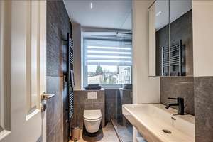 Möbliert: Neuwertig möblierte 2‑Zimmer Wohnung – mit Innenhoflage – Die vollständige Adresse der Immobilie erhältst du vom Anbieter., 81543 Siebenbrunn, München – Vorschaubild 6