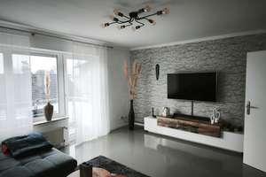 Sonnige 2-Zimmer Wohnung mit Balkon im 1. OG in Bielefeld-Quelle – Osnabrücker Straße 80a, 33649 Brackwede, Bielefeld – Vorschaubild 1
