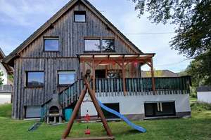 Sonniges 3-Familienhaus mit Garage in Windeck - PROVISIONSFREI! – Im Dall 12, 51570 Windeck – Vorschaubild 2