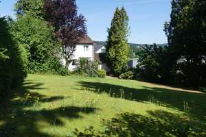 ***Gepflegtes Wohnhaus mit einem großen und schön eingewachsenem Grundstück direkt in Erbach*** – Die vollständige Adresse der Immobilie erhältst du vom Anbieter., 64711 Erbach – Vorschaubild 18