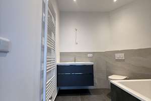 Erstbezug nach Vollsanierung: Lichtdurchflutete 4-Zimmer-Wohnung in der Kölner Südstadt, nähe Hafen! – Seyengasse 5, 50678 Altstadt/Süd, Köln – Vorschaubild 17