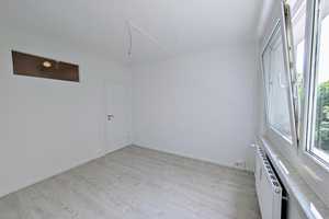Stilvolles Zuhause auf rund 57 m² – Markeneinbauküche, Wanne & Balkon – Straße Usti nad Labem 65, 9119 Chemnitz – Vorschaubild 14