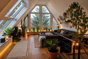 Außergewöhnliche 4,5 Zimmer Maisonette mit architektonisch besonderem Charakter, Oststadt